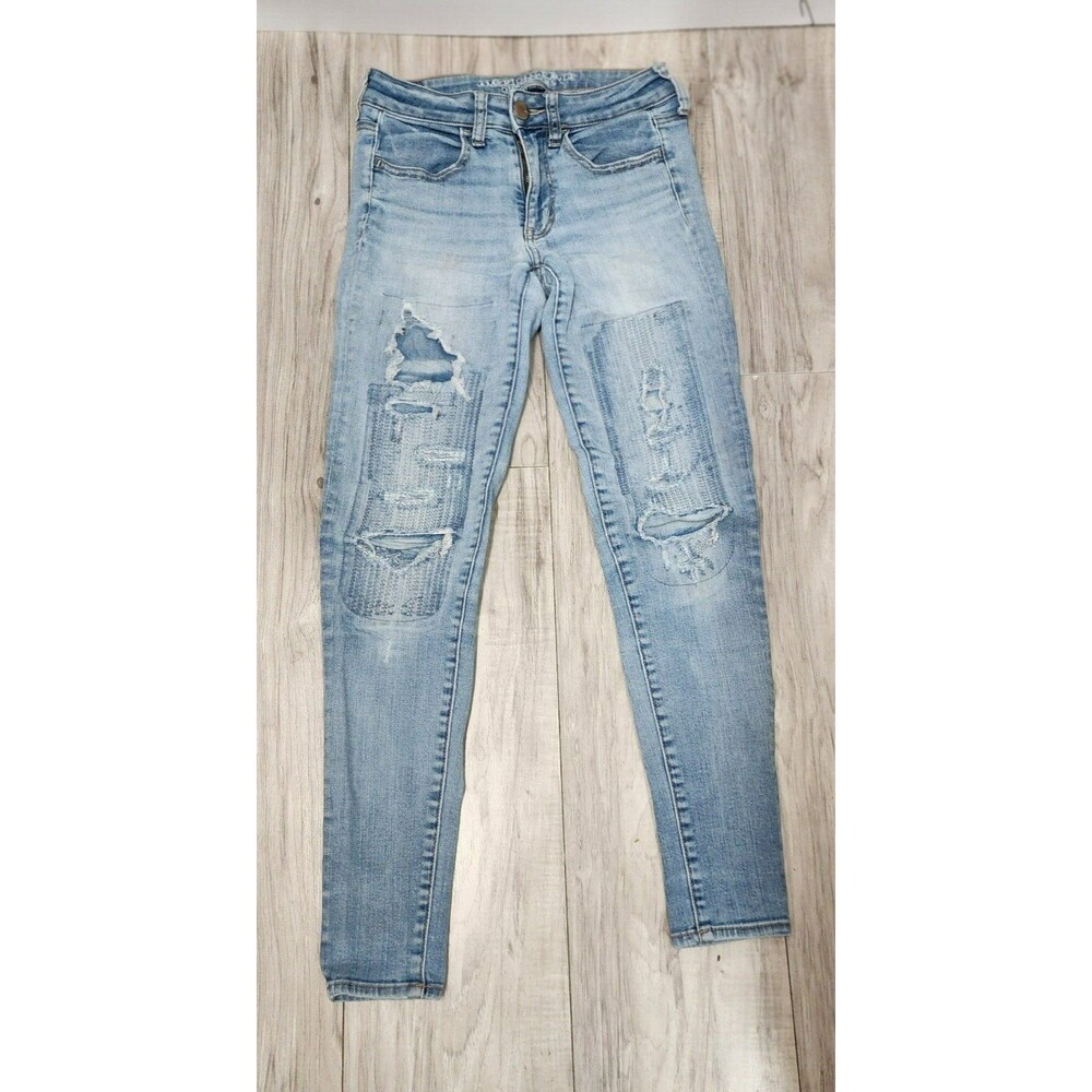 American Eagle Super Stretch Distrssed Jeans Woman's Size 2